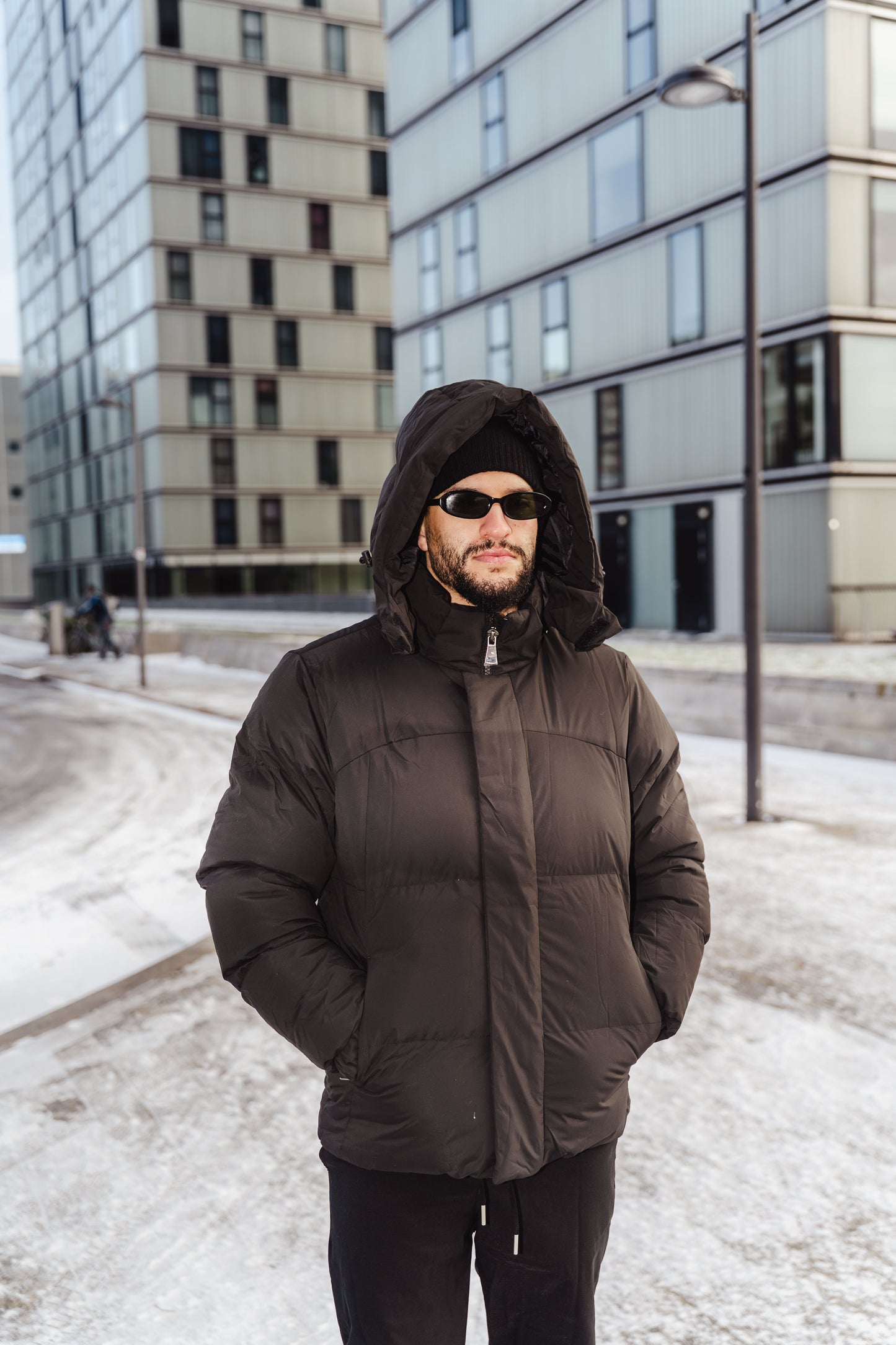 SUAVÉ FROSTLINE KASJMIER MUTS - ZWART