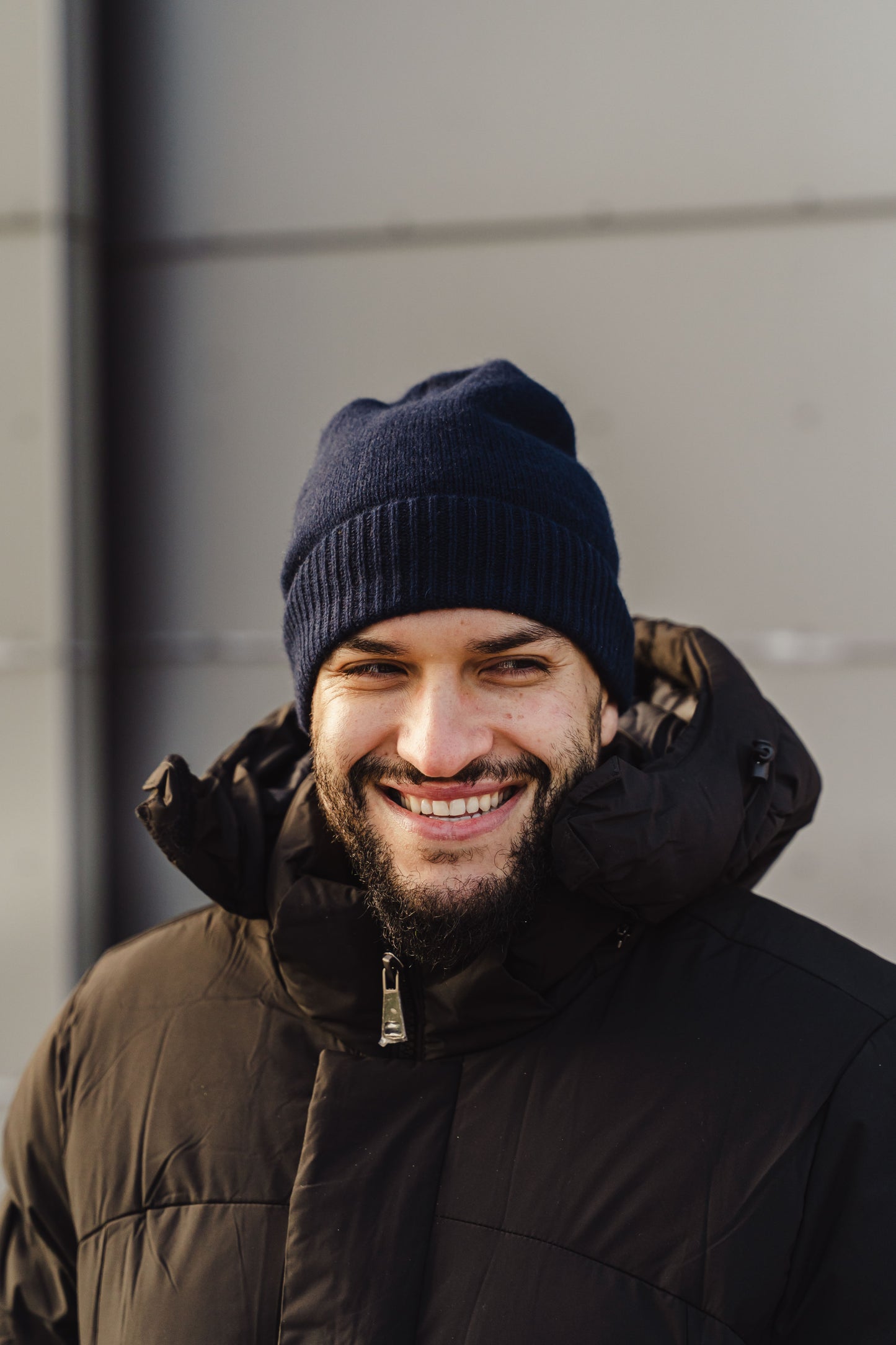 SUAVÉ FROSTLINE KASJMIER MUTS - MARINEBLAUW