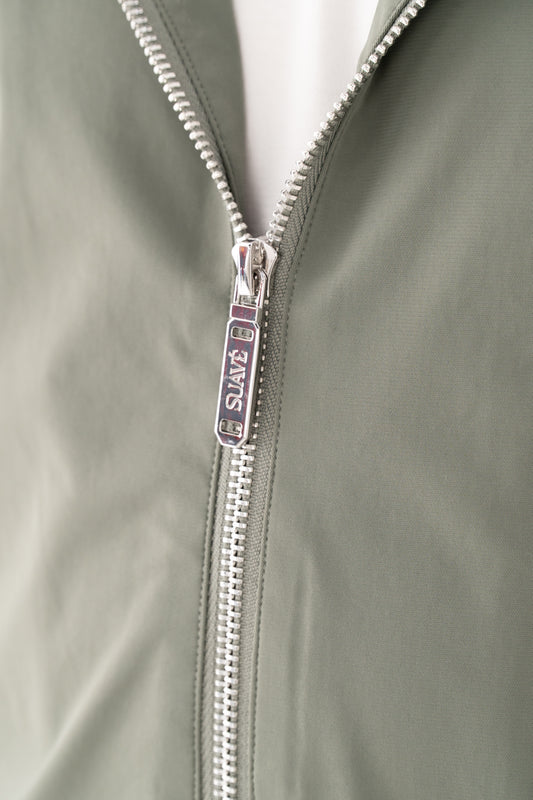 stijlvolle groene tracksuit moderne sportkleding