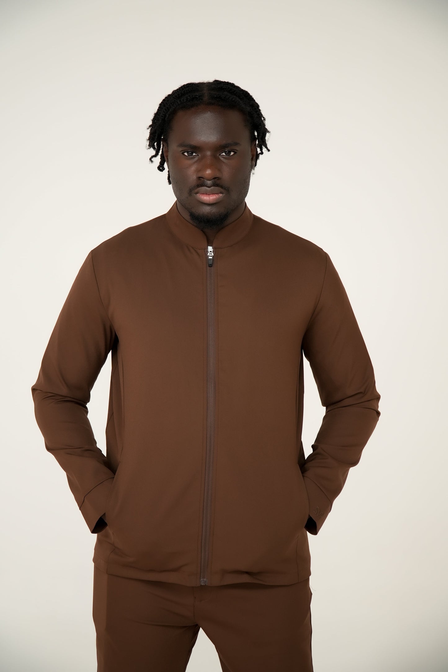 Het essentiële Mavéron trainingspak in mokkabruin