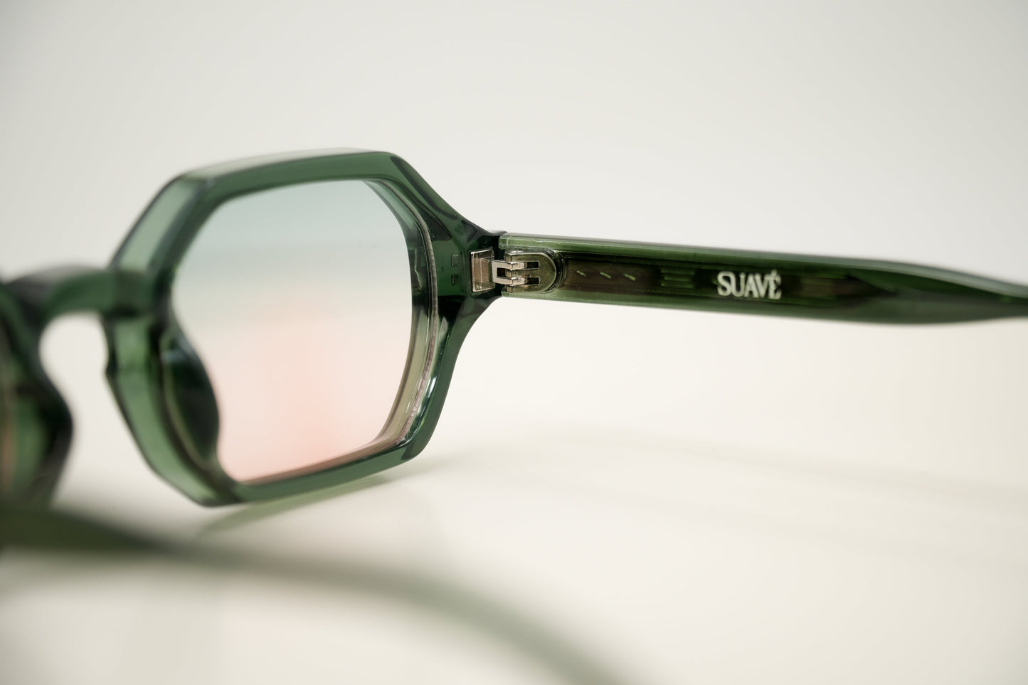 The Essential Glasses Peacock Green/Red