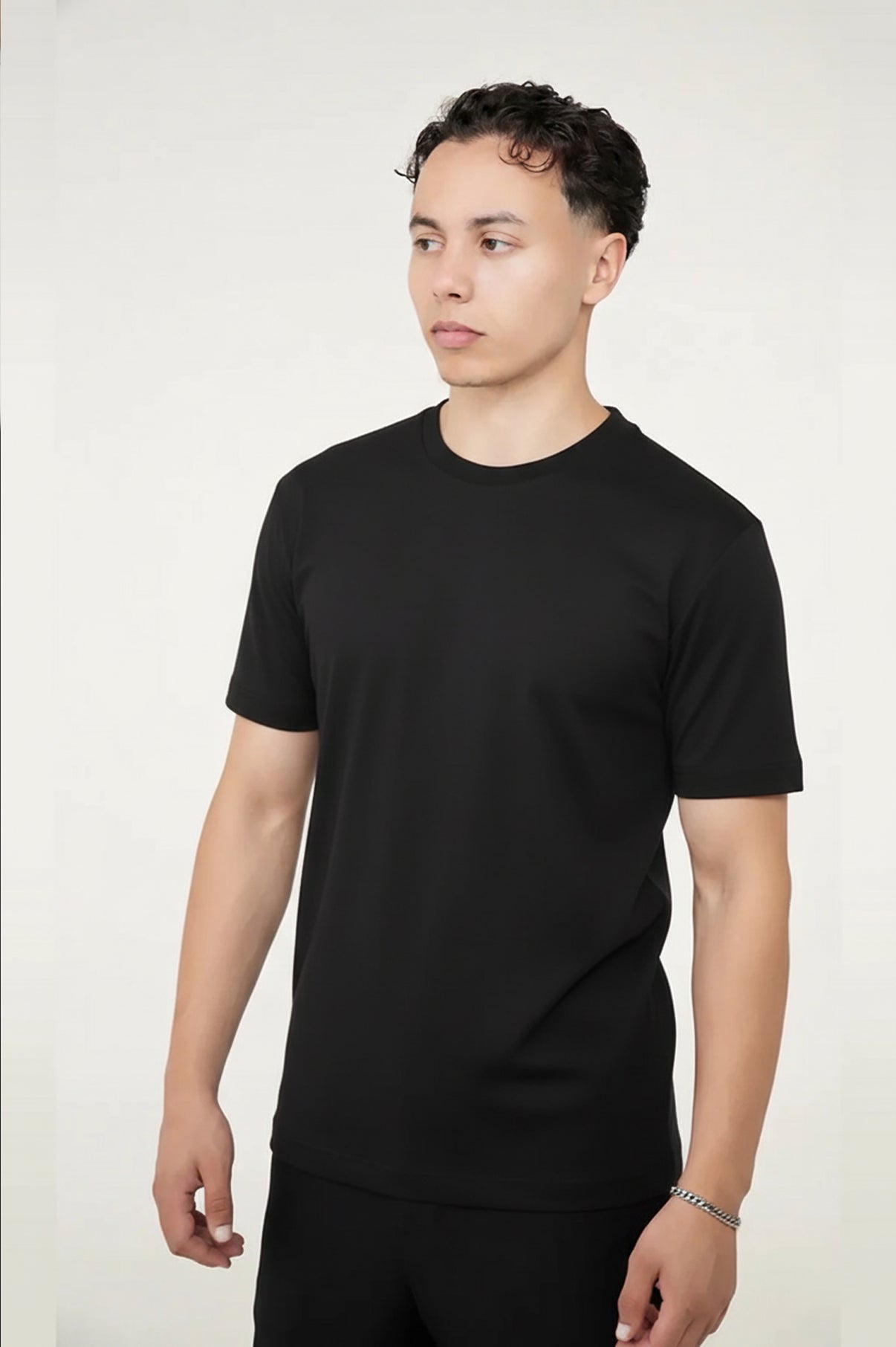 Suavé The Iconic T-Shirt Black